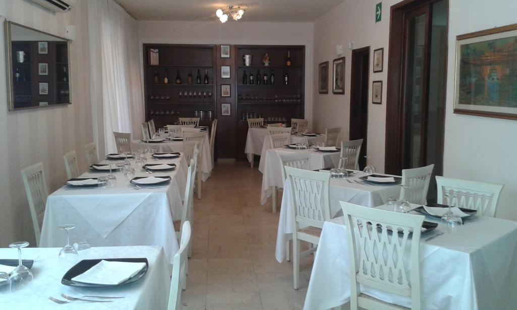 Hotel Ristorante La Terrazza Лидо-ди-Камайоре Экстерьер фото
